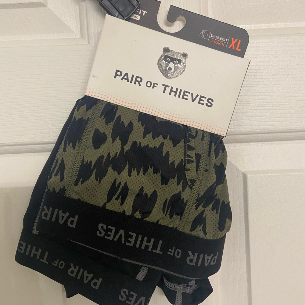 Pair of Thieves Men's Boxer Briefs - Green and Black